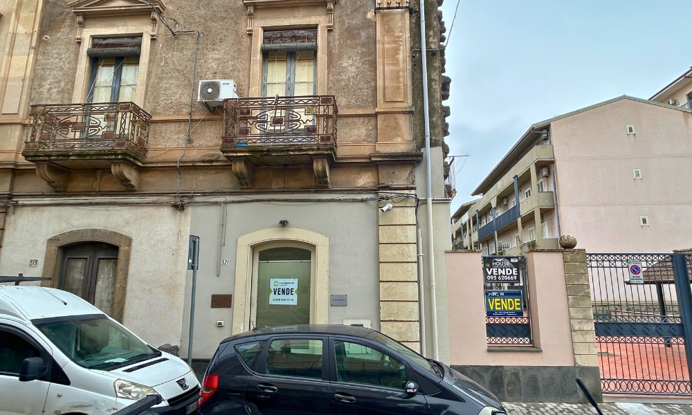 1.esterno